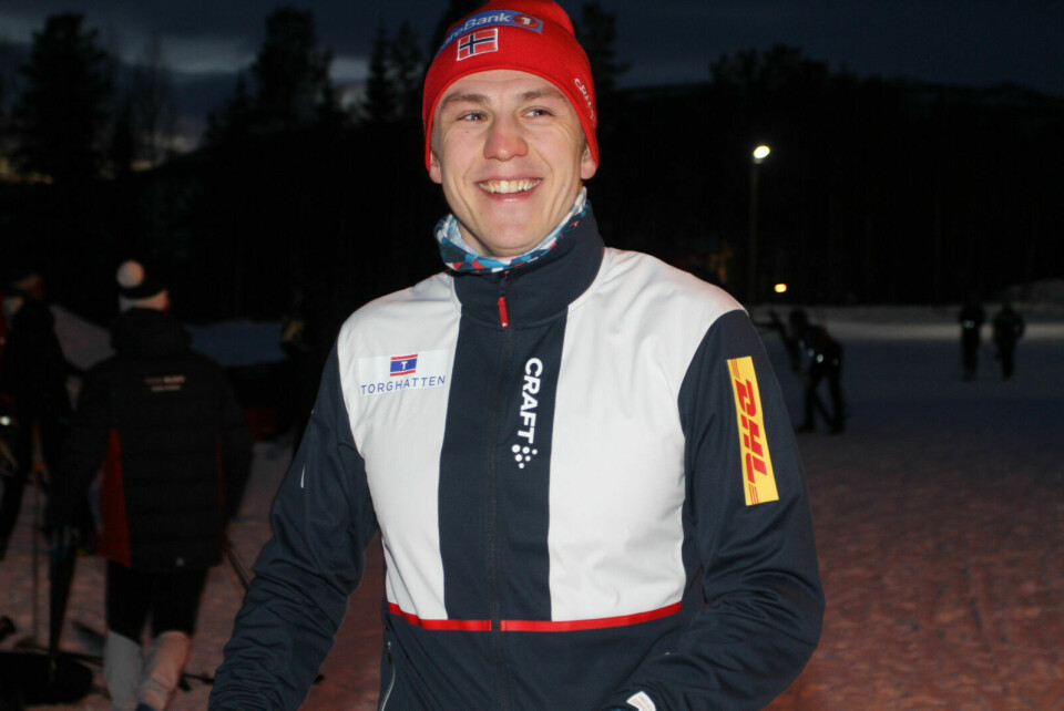 VM-KLAR: Erik Valnes fra Bardufoss OIF kan smile. Tirsdag kom den formelle beskjeden om at han er klar for VM i langrenn senere i vinter. Foto: Ivar Løvland