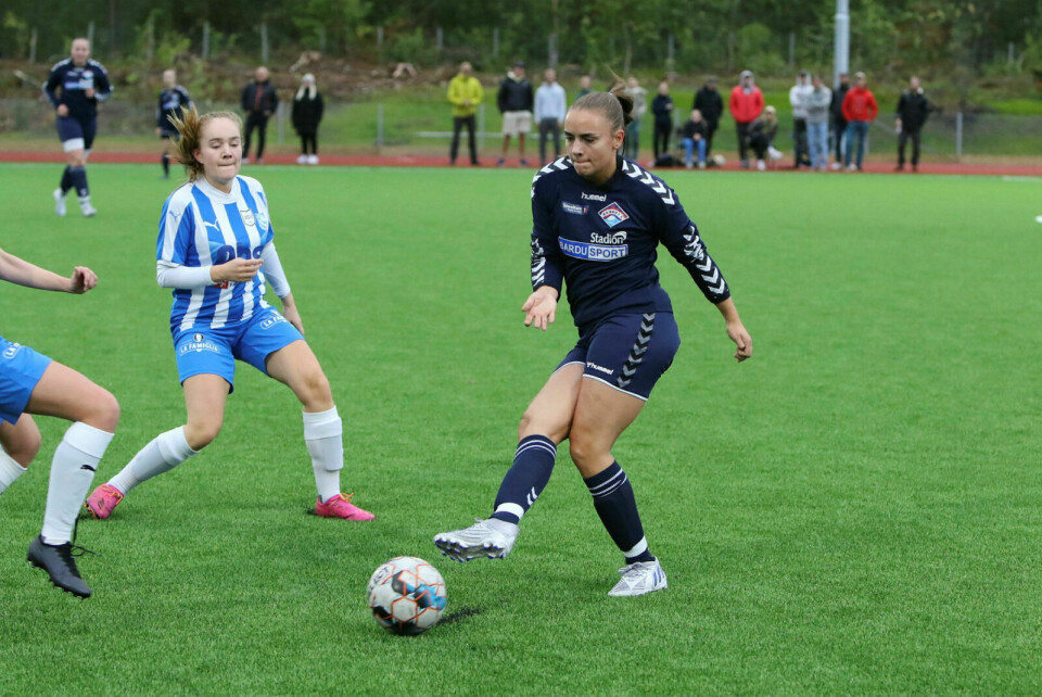 GOD: Elise Sommervold Fagerbæk spilte en god kamp for Bardu på midtbanen. Foto: Ivar Løvland
