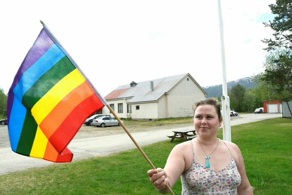 GLEDER SEG TIL PRIDE: Rødt-representant May-Tove Pryneid ser frem til at regnbueflagget kommer opp i kommunale flaggstenger i juni.ARKIVFOTO: Torbjørn Kosmo