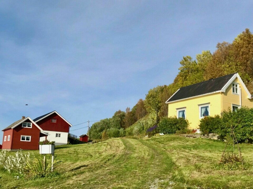 FOR DRØYT: Denne eiendommen på Spilderbukt i Malangen er nå fradelt etter delegert vedtak i Balsfjord kommune. Fradelingsgebyret på nærmere 16.000 kroner mener tiltakshaver derimot er for drøyt. Foto: Privat