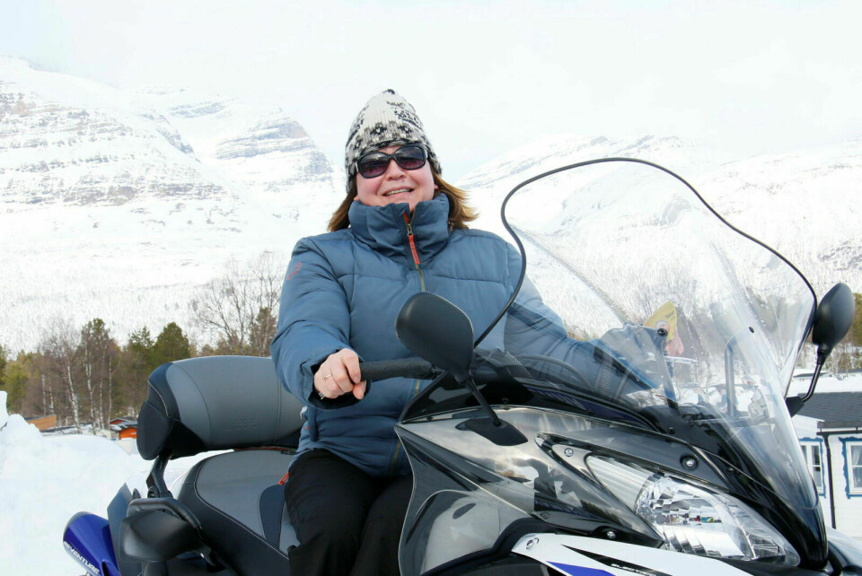 VINNER: Marina Hansen fra Ramsund i Tromsø vant snøskuteren, en Yamaha RS Venture TS, som omtales som kremen av tur-skutere. Foto: Kristine Aarhaug