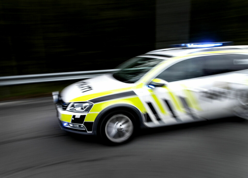 SKADET: Nødetatene rykket onsdag kveld ut til ei trafikkulykke i Målselv. Ei ung kvinne skal ha blitt skadet. Illustrasjonsfoto: NTB