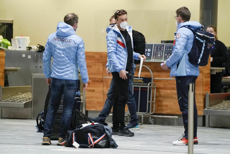 LANGRENN OG SKISKYTING: En rekke norske OL-utøvere reiste til Beijing i charterfly mandag. Foto: Terje Pedersen / NTB