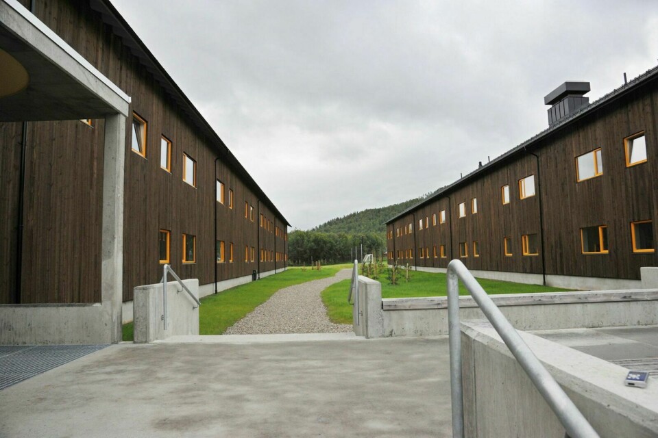 FOR HØYE: Kaserne i Rusta leir som ble åpnet i 2015 er bygget et par meter for høye, viser en sak Forsvarets forum har skrevet. ARKIVFOTO: Morten Kasbergsen