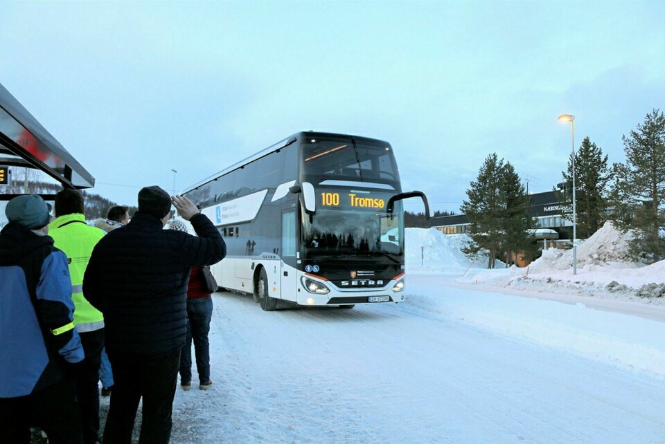 KOLLEKTIVT: Nå justerer fylkeskommunen prisene ved bussreiser. ARKIVFOTO: Fredrikke Fjellberg Moldenæs Foto: Fredrikke Fjellberg Moldenæs