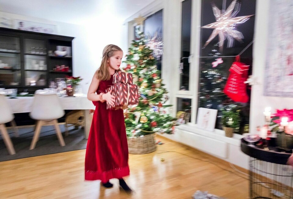 GOD JUL: Alle Nye Troms’ lesere ønskes en riktig god jul – med oppfordring om å gjøre en liten innsats for at folk som sitter alene skal få et lyspunkt i julaftenen sin. Foto: Gorm Kallestad / NTB