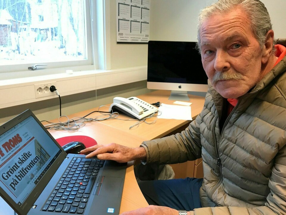 DATAKURS: Arne Woldseth håper eldre i Målselv ser viktigheten av å lære om data og melder seg på datakurs som starter på Bardufoss videregående skole neste uke. Foto: Leif A. Stensland