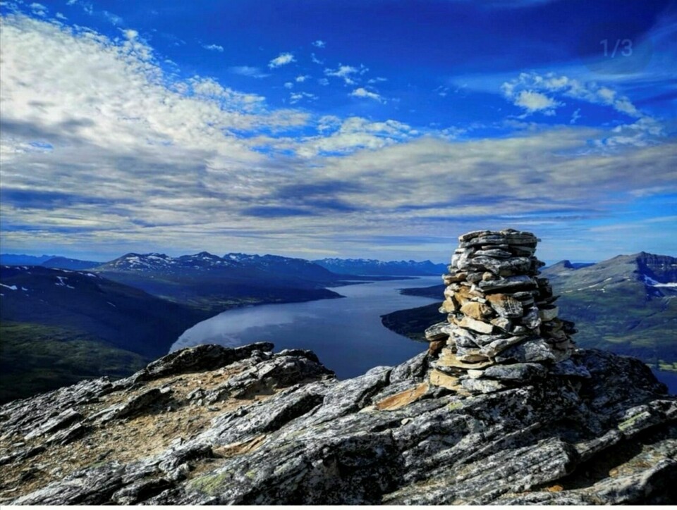 POPULÆR FJELLTOPP: Fugltind er en populær topp for turfolket. Toppen 1033 m.o.h. er også med på årets «Ti på topp» i Balsfjord. Foto: Privat
