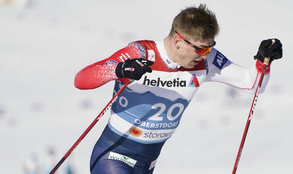 FORNØYD: Erik Valnes var greit fornøyd etter en 12. plass i verdenscuprennet i Sveits lørdag. Foto: Terje Pedersen / NTB