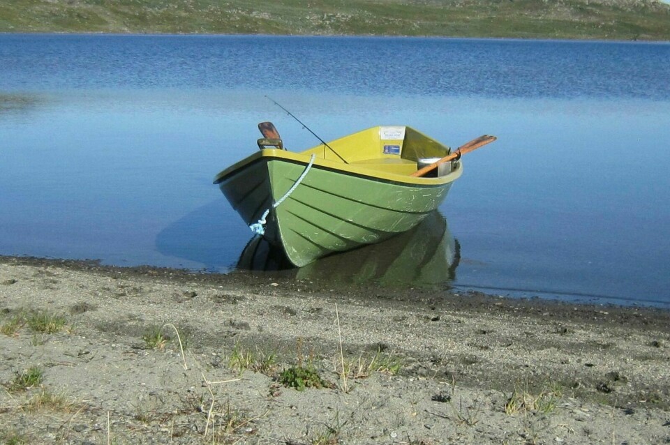 MÅ RYDDES OPP: Det må ryddes opp ved båtopplagringsplassene ved Leina. Statskog vil ha det gjort i sommer. (Illustrasjonsfoto: Knut Solnes)