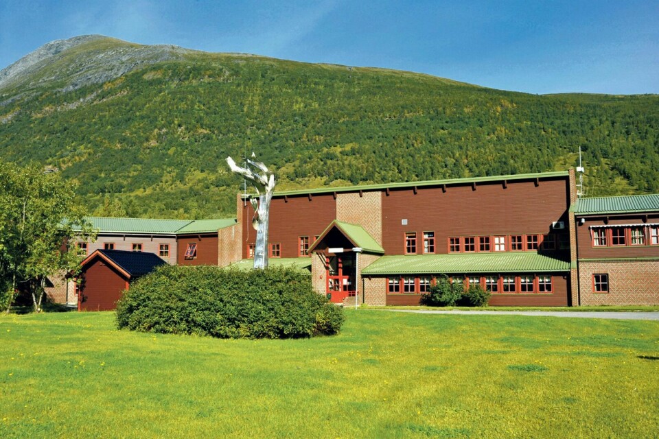FLERE FULLFØRER: Nye tall viser at flere elever ved videregående skoler i Troms fullfører opplæringa på normert tid. ARKIVFOTO