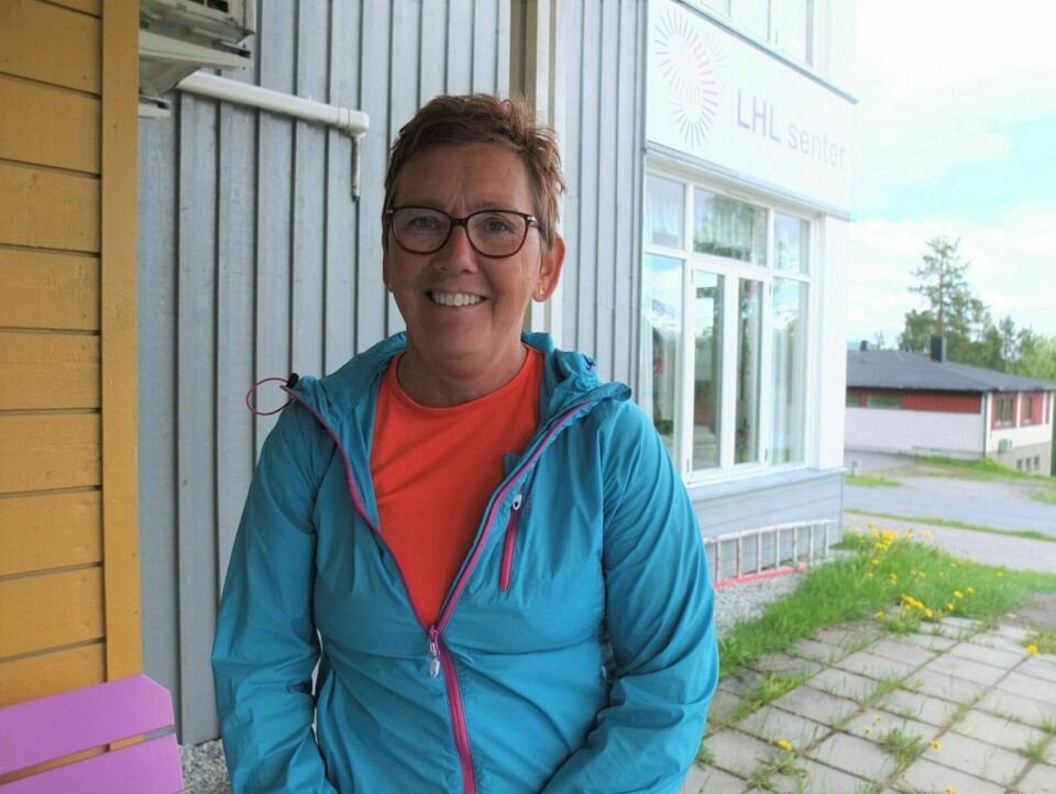 INVITERER MED PÅ TUR: Hege Gauksrud er sekretær i LHL Målselv og ønsker å få med seg folk på tur hver torsdag framover. Det er et tilbud for alle som ønsker å bevege seg og være sosiale. Foto: Nora Alette Sandberg