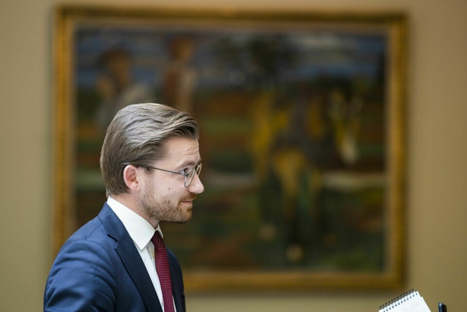 LEGGER FRAM TILTAK: Klima- og miljøminister Sveinung Rotevatn (V) på Stortinget. Foto: Håkon Mosvold Larsen / NTB scanpix