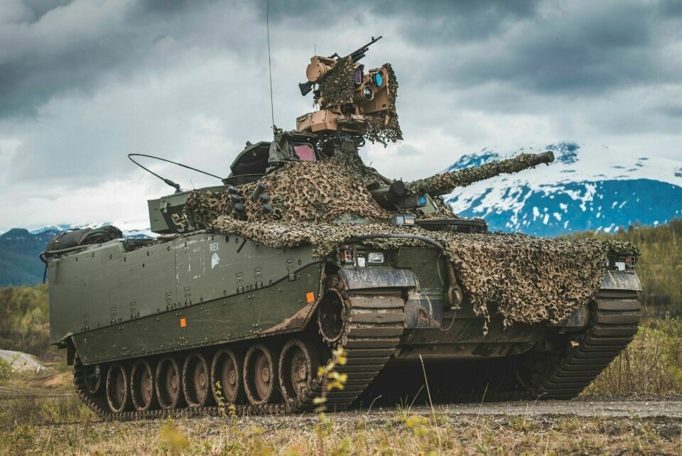 TIL INDRE TROMS: Hæren vil få tilført 20 kampvogner av typen CV90 raskere enn planlagt. FOTO: OLE-SVERRE HAUGLI, FORSVARET