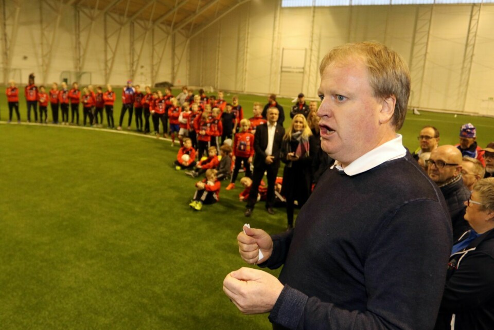 ÅPNET: Det var daværende fotballpresident Yngve Hallen som åpnet storhallen offisielt i 2015. Foto: Ivar Løvland