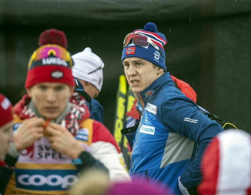 STERK: Erik Valnes gikk meget sterkt både lørdag og søndag, og har ikke alt for langt opp til Aleksandr Bolsjunov og teten etter to etapper i den svensk-norske Ski Tour 2020. Foto: Terje Pedersen / NTB scanpix