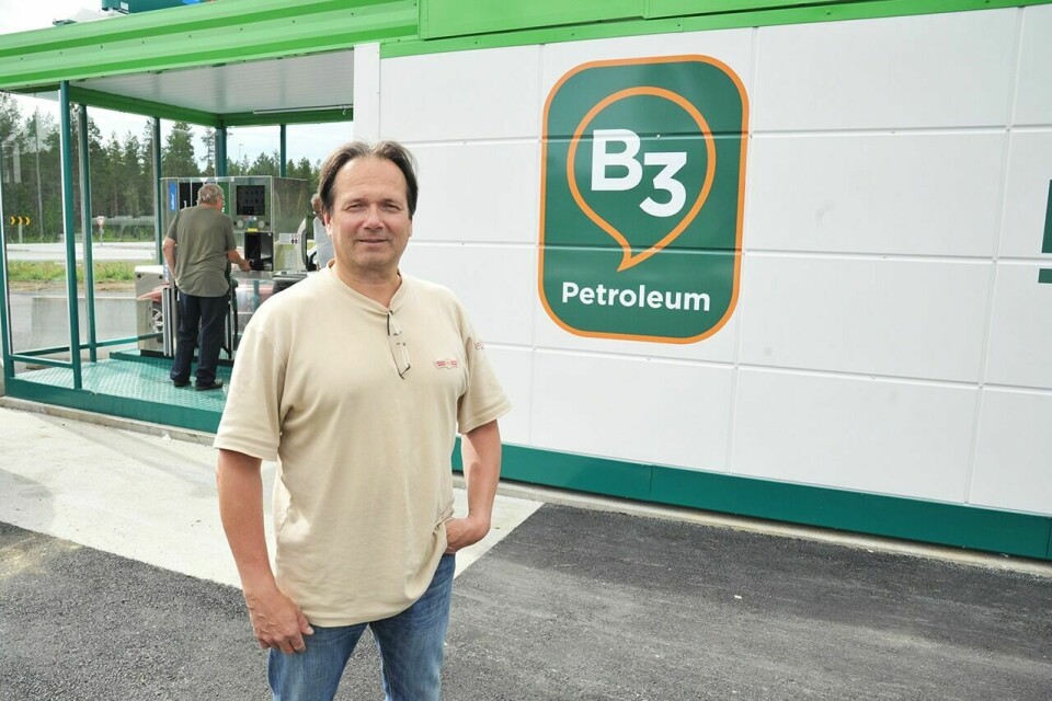 GÅR GODT: Prosjektleder for B3 Petroleum Buktamo, Lars Tore Hanssen, takker de trofaste kundene for at B3 anlegget går godt. Foto: Fredrikke Fjellberg Moldenæs (arkiv)