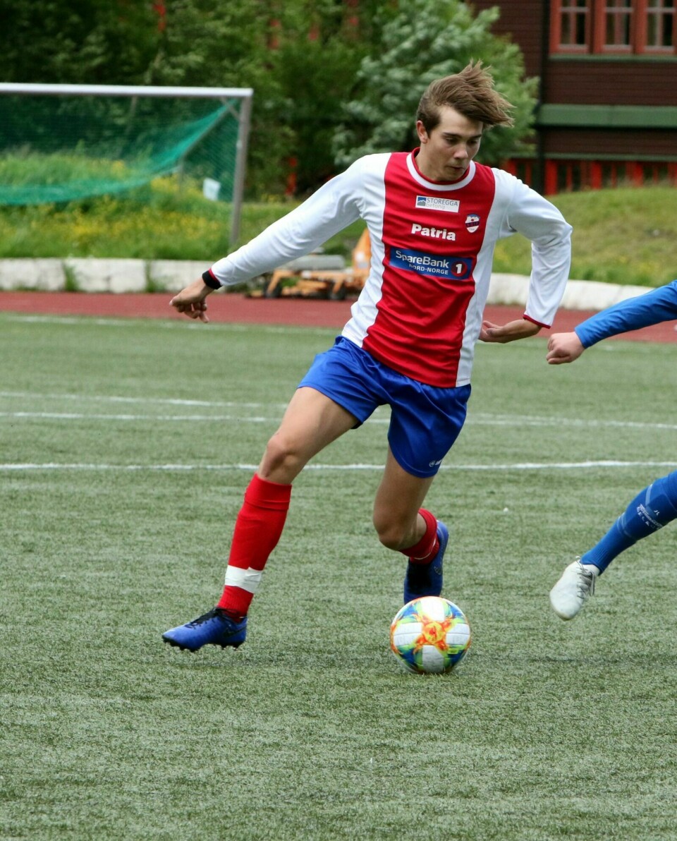 FORSVINNER: Sannsynligheta er stor for at Adrian Nymo Melseth bytter bort BOIF-drakten med FK Senja sin kommende sesong. Foto: Ivar Løvland (arkiv)