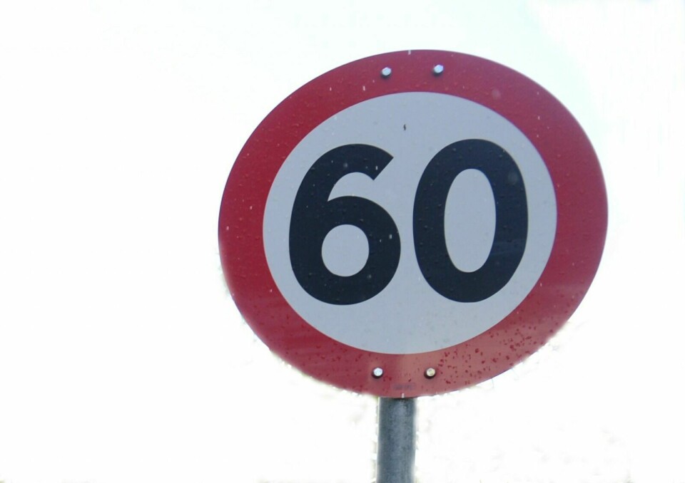 GODT SKILTET: Nå er Bonesveien godt skiltet. 60-sonen gjelder langs en strekning på over 2 kilometer. Foto: Knut Solnes