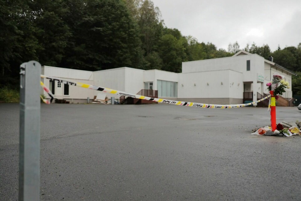 Ingen ble alvorlig skadd under angrepet i moskeen Al-Noor Islamic Centre i Bærum, hvor kun tre personer befant seg da gjerningsmannen ankom. Foto: Ørn E. Borgen / NTB scanpix