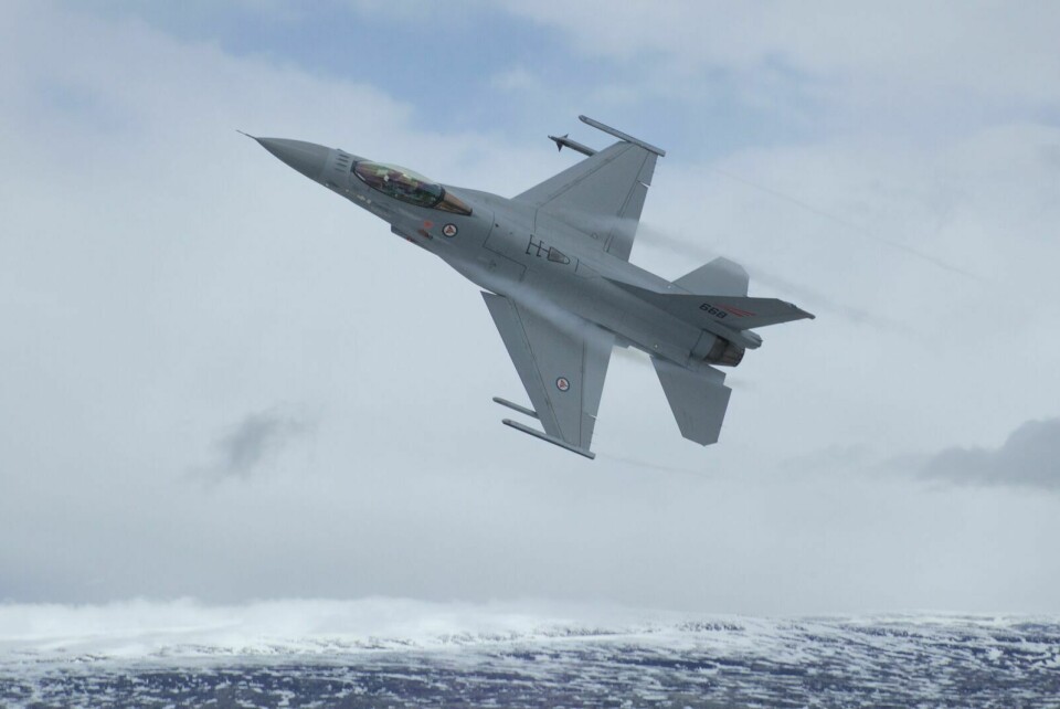 SKAL SNART ØVE: Det blir en del jagerflyaktivitet over Indre Troms under øvelse Arctic Challenge Exercise. Bildet viser et norsk F-16-fly Foto: Morten Hanche, Forsvaret