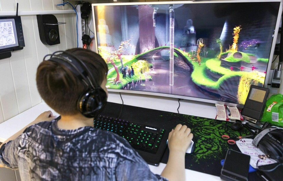 DATASPILL: Barn og unge brukte i gjennomsnitt en time og 20 minutter på digitale spill i fjor. Illustrasjonsfoto: Gorm Kallestad / NTB scanpix