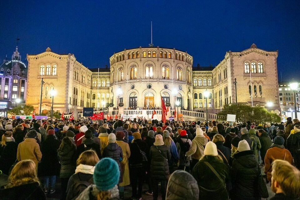 Det kan bli kompliserte diskusjoner i regjeringen om abortloven. Her fra en demonstrasjon for abortloven foran Stortinget i Oslo tidligere i høst. Foto: Audun Braastad / NTB scanpix
