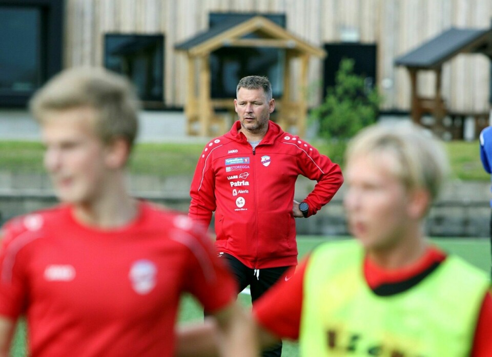 FORTSETTER: Haavar Sandnes fortsetter som hovedtrener for herrelaget til Bardufoss OIF. Arkivfoto: Ivar Løvland