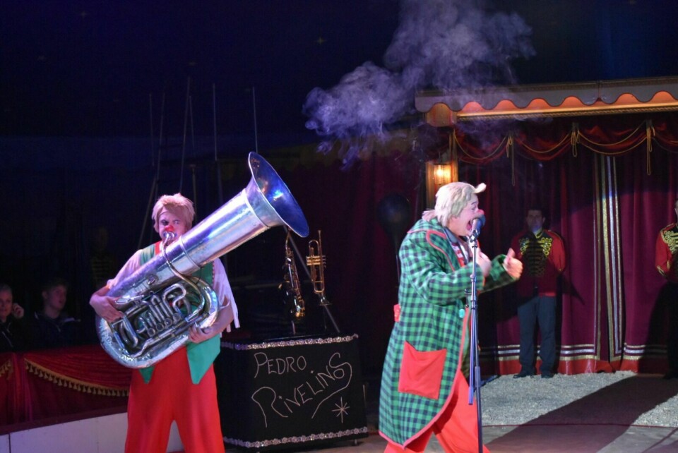 SKAPER LATTER: Ingen sirkus uten klovn. De prisbelønte klovnene Los Rivelinos kommer for å underholde publikum i Målselv og Balsfjord. Foto: Privat