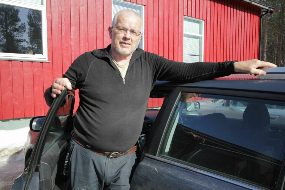 FORBANNET: Arild Endal fikk ei regning på over 2000 kroner for ei parkering han aldri har utført på Bardufoss lufthavn. Foto: Vera-Lill Bjørkhaug