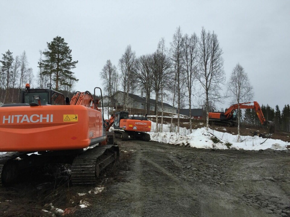 FORBERDELSER: På Øverli er forberedelsene til bygginga av boligene med tjenestetilknytning i gang. Foto: Kari Anne Skoglund