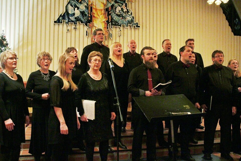 FESTKLAR: Dølakoret skal hjelpe til med å synge jula ut på Øverbygd menighetsråds nyttårsfest på Bjørkeng oppvekster lørdag 6. januar. (Arkivfoto: Vera Lill Bjørkhaug)