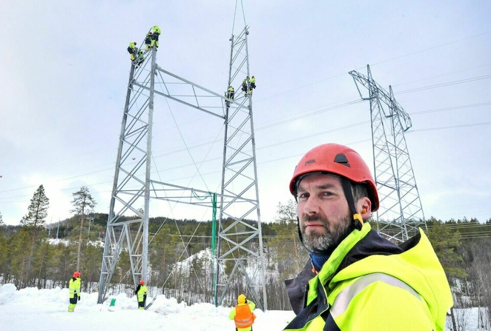 ÅRSVERK-VERDISKAPNING: I tre år har Statnetts nye 420 kV kraftledning fra Ofoten til Balsfjord vært under bygging. Nå har Statnett funnet ut hvor mange årsverk prosjektet har skapt. Foto: ARKIVFOTO: MALIN MYRBAKKEN