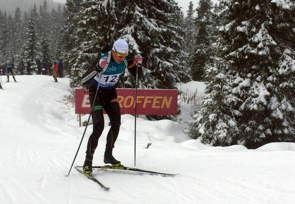 STERK: Fredrik Mack Rørvik fra Målselvs skiskyttere imponerte med en 5. plass i IBU-cupen på Sjusjøen torsdag. Foto: Privat