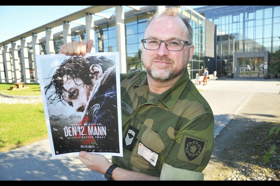 VISER STORFILM: Kinosjef Vidar Fagerli ved Heggelia kino ser fram til norgespremieren på «Den 12. mann» 25. desember. Han regner med at storsalen i Istindportalen blir fylt opp på premieren.