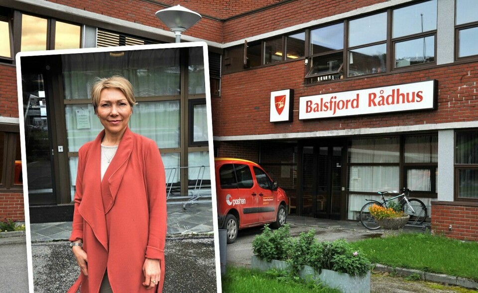 SØKER ANSATTE: Balsfjord kommune og rådmann Ellen Beate Lundberg leter etter fem nye ansatte til ulike jobber på rådhuset i Balsfjord.
