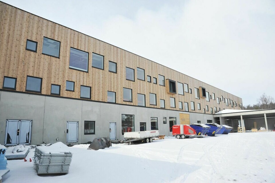 AVKLARING I DAG? Kjell Arnesen AS har frist til i dag med å klage på at Kontordesign AS får kontrakten på levering av møbler til nye Bardufoss videregående skole.