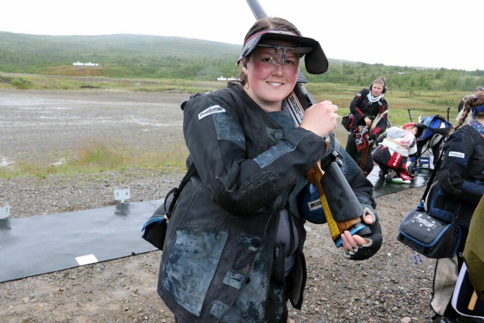 GULLJENTA: I fjor ble Eileen Torp skytterdronning. Mandag gikk hun feltløypa i Mauken med 29 treff som resultat. Foto: Ivar Løvland