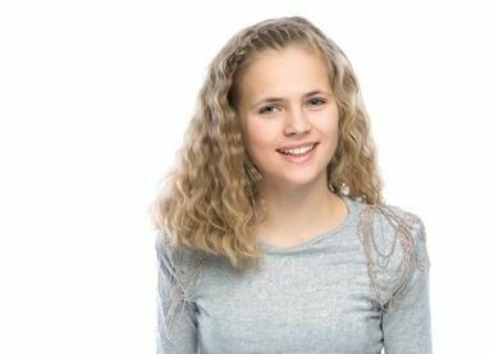 MGPJR-VINNER TIL BARDUFOSS CUP: Thea (13) vant i fjor MGPjr med låta «Du gjør mæ så glad». I helga spiller hun både konsert og fotball på Bardufoss cup.
