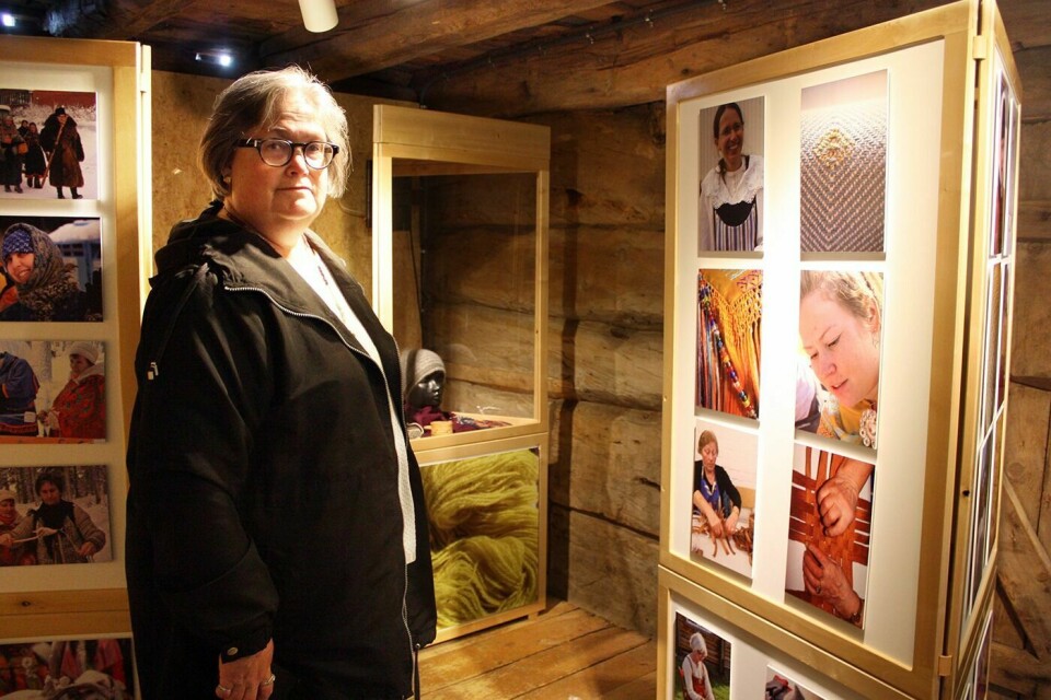 FÅR PENGER: Direktør Lisa Gay Bostwick ved Midt-Troms museum ser fram til å videreutvikle museets prosjekt innen immateriell kulturarv. UNESCO har besluttet å gi 75 000 kroner til prosjektet. (ARKIVFOTO: CATHRINE SKOGHEIM)