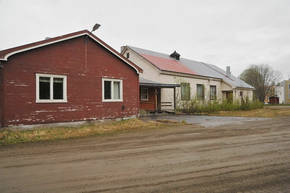 FORESLÅS REVET: Moen samfunnshus har lenge stått tomt og ubrukt. Nå kan det bli kommunens, og så revet.