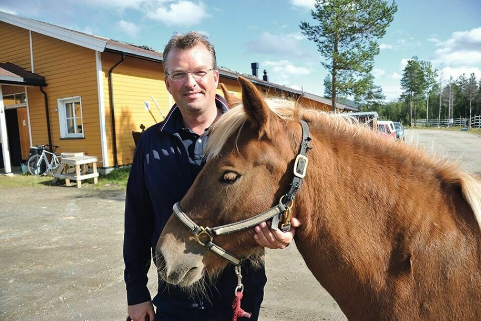 SYNSING: Thorbjørn Nymo, styreleder og daglig leder i Nordnorsk Hestesenter mener kritikken fra Veterinærforeninga i Troms og Finnmark er synsing og mener den ikke stemmer.