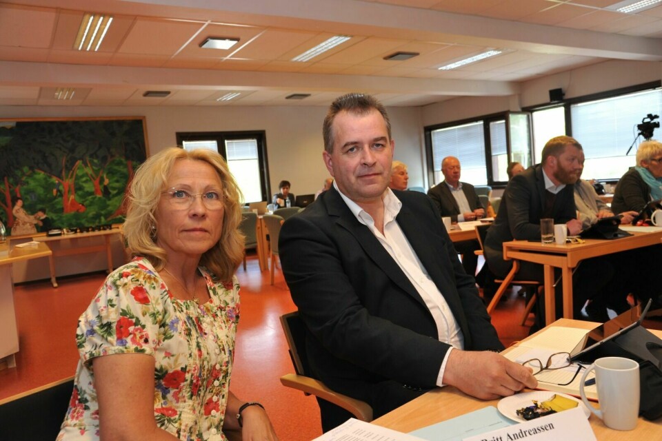 NÅ PARTIPOLITISK UAVHENGIG: Målselvpolitikerne Britt Andreassen og Edgar Andersen meldte seg i helga ut av Høyre. Foto: Kari Anne Skoglund