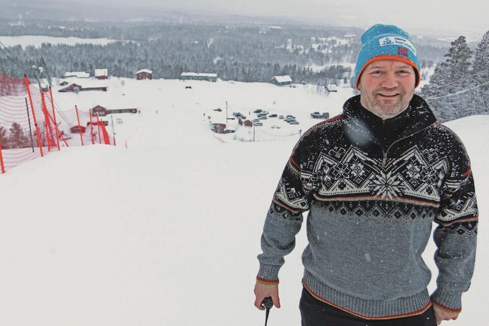 FÅR FORELØPIG IKKE MOBAKKEN-UTSTYR: Situasjonen må avklares med Tromsø skiklubb før Bardu alpinklubb og styreleder Trond Viggo Opdal kan få gjenbruke heis og lys fra Mobakken i Steilia. (Arkivfoto)