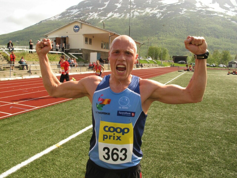 SUVEREN: Glenn Thomas Martinsen imponerte med 14.58,00 under 5000-meteren i Nordkjosbotn. Foto: Ivar Løvland