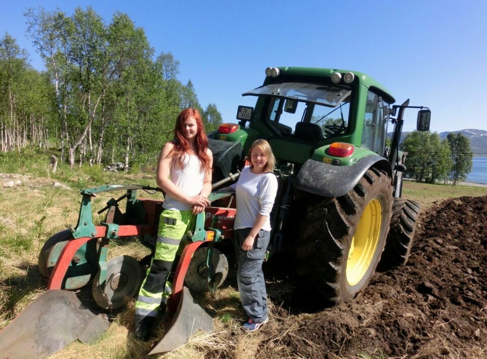 LÆRER OM LANDBRUK: 4H Troms ønsker at ungdom i hele fylket med en interesse for landbruk og matproduksjon melder seg på prosjektet «Grønn framtid». (Foto: Oddny Asbøl)