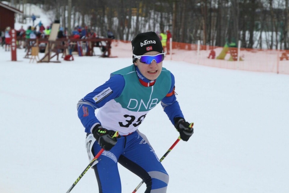 SØLVGUTT: Mats Solstad fra Laksvatn skiskytterlag vant sølv i 14-årsklassen etter en strafferunde på andre skyting. Foto: Ivar Løvland
