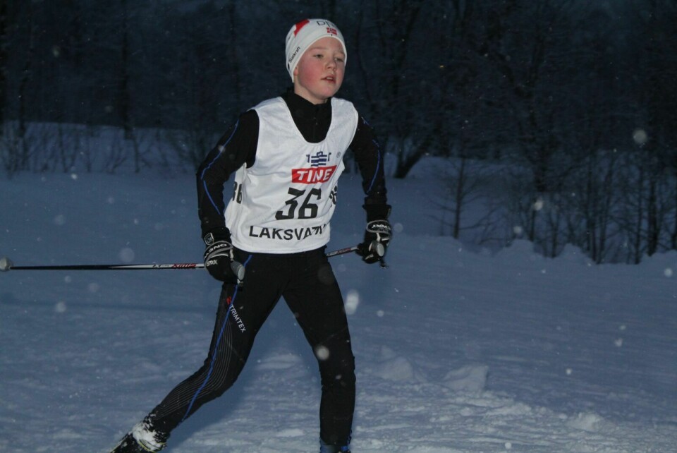 PRESIST OG RASKT: Jesper Holmsæter fra Målselvs Skiskyttere hadde en god dag på Laksvatn. Han var da også fornøyd med innsatsen sin på søndag.