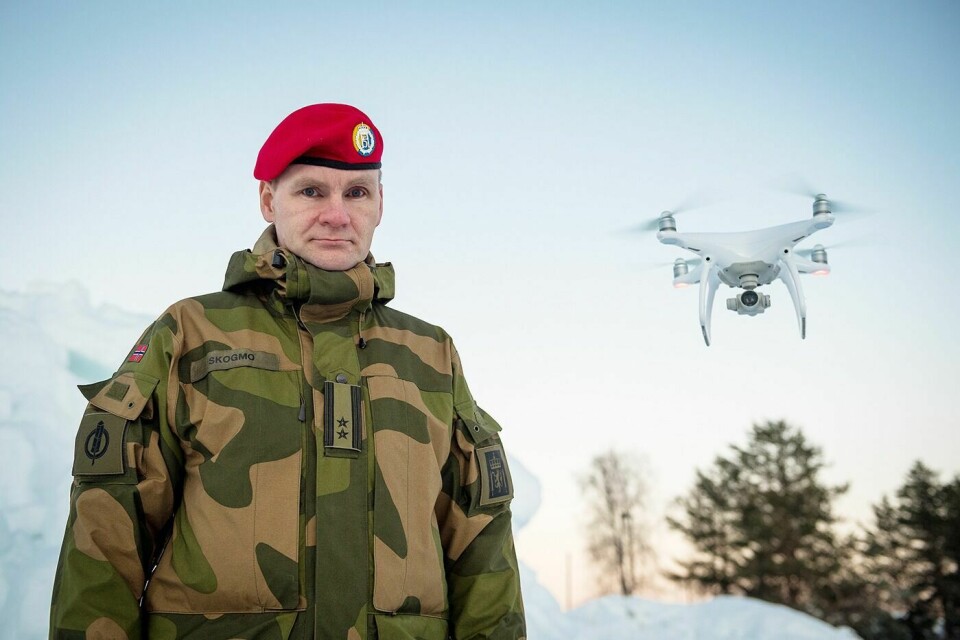 DRONEPROBLEM: Ukjente droner utgjør fortsatt et stort problem for Forsvarets øvingsaktivitet. Ifølge talsmann Ole Johan Skogmo i Hæren er det denne uka gjort et tosifret antall droneobservasjoner i forbindelse med øvelse «Rein 1». Foto: OLE-SVERRE HAUGLI, FORSVARET