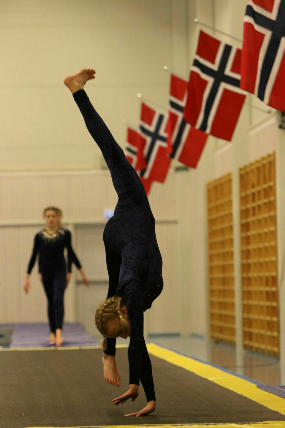 Bardufoss vant det som var å vinneMYK: Denne gymnasten fra Finnsnes viser mykhet de fleste av oss bare kan drømme om. Foto: Ivar Løvland